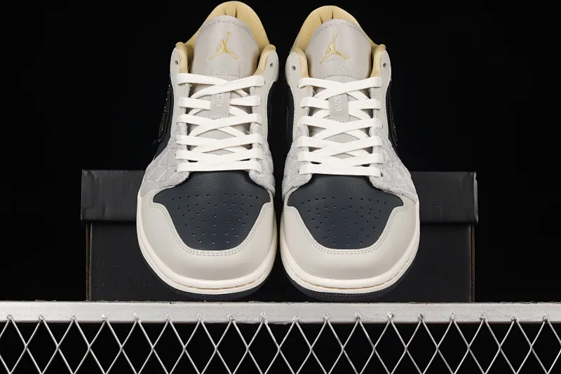 All categories Air Jordan Jordan series basketball shoes Air Jordan 1 Low G version pure original Air Jordan 1 Low AJ1 Joe 1 black and gray satin sports culture basketball shoes DV1762-001
